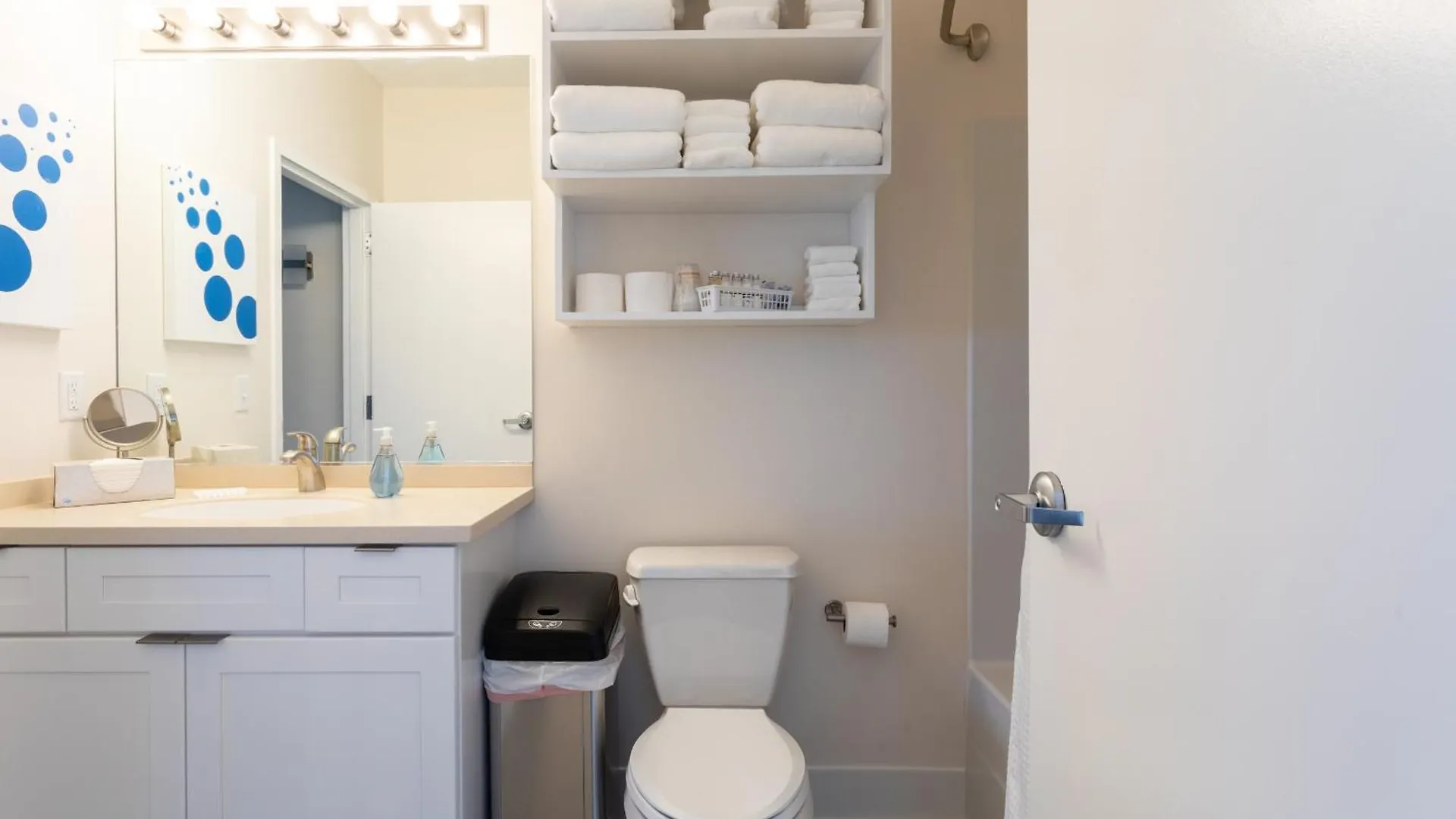 Holiday home Modern 2 Bedroom Condo In Heart Of East Nashville